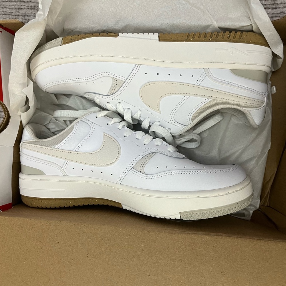 NEW WITH BOX- Nike Gamma force 8.5 W